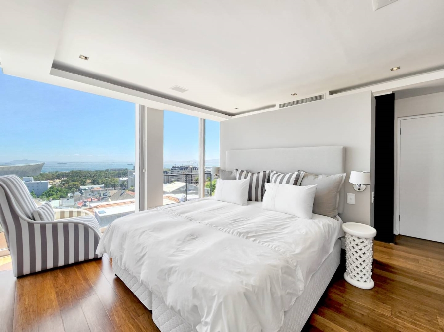 2 Bedroom Property for Sale in Green Point Western Cape